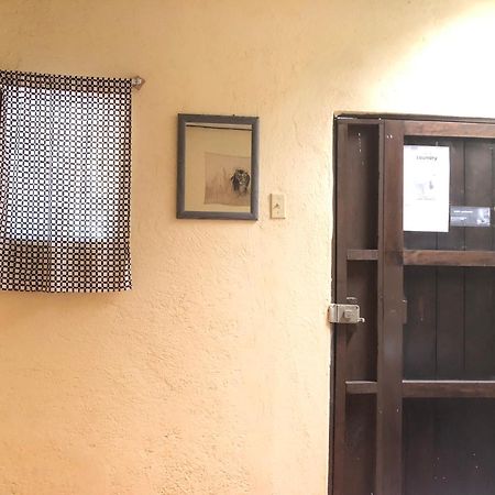 Hospedaje Basico El Jaguar Hotel Antigua Ngoại thất bức ảnh