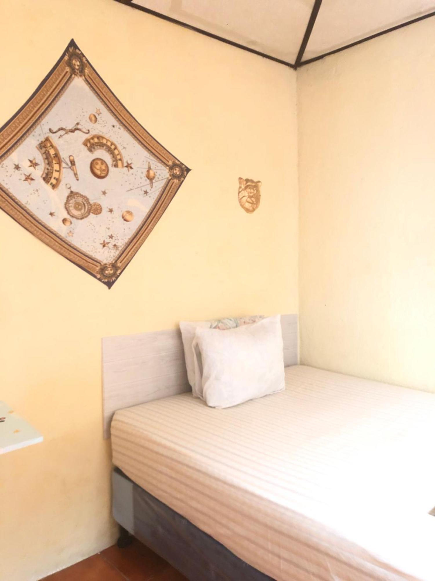 Hospedaje Basico El Jaguar Hotel Antigua Ngoại thất bức ảnh